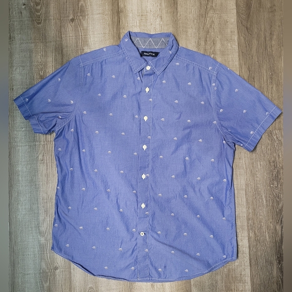 Nautica Schooner Sailboat Print Button Shirt Men's Size Medium - Picture 1 of 14